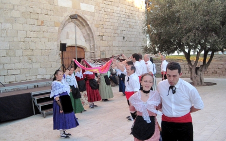 Traditional dances in Sant Marti, Empuries